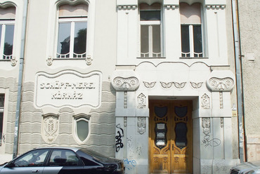 	Az Erdey Gyula alapította szanatórium, később Schöpf-Merei Ágost Kórház épülete ma. Forrás. kitervezte.hu