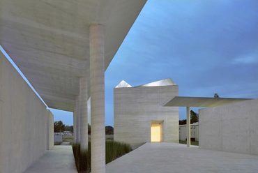 Trahan Architects: kápolna egy luoisianai campuson, USA