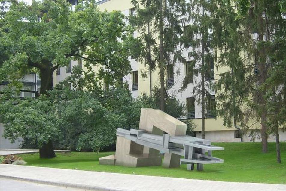 Szobor vagy szoboregyüttes megalkotása a Debreceni Egyetem kollégiumi rekonstrukciójához kapcsolódva - pályázati eredmény