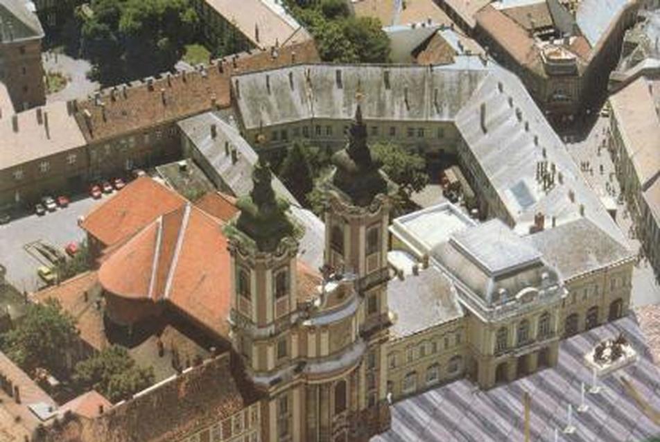Dobó tér és környékének építészeti rekonstrukciója -  légi felvétel