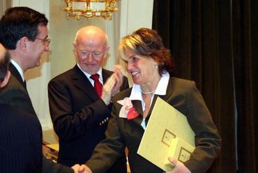Szmodits Júliának Nagy Gergely gratulál