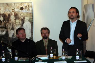 balról: Kálmán Ernő, Benécs József és Béleczky Attila