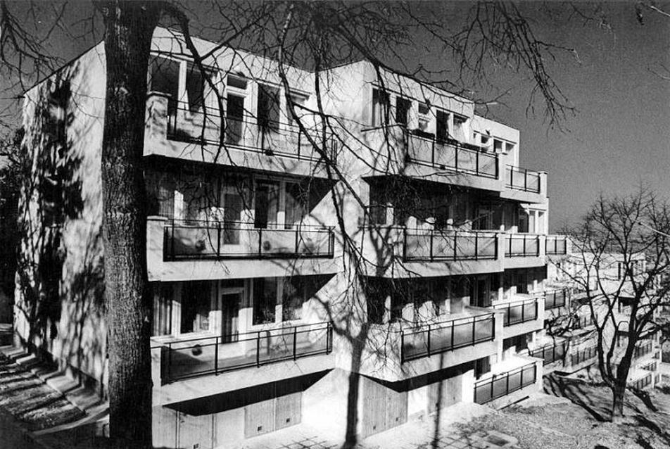 Lóránt u. 8. A.K.I. lakóházak, Mináry Olga, 1972.