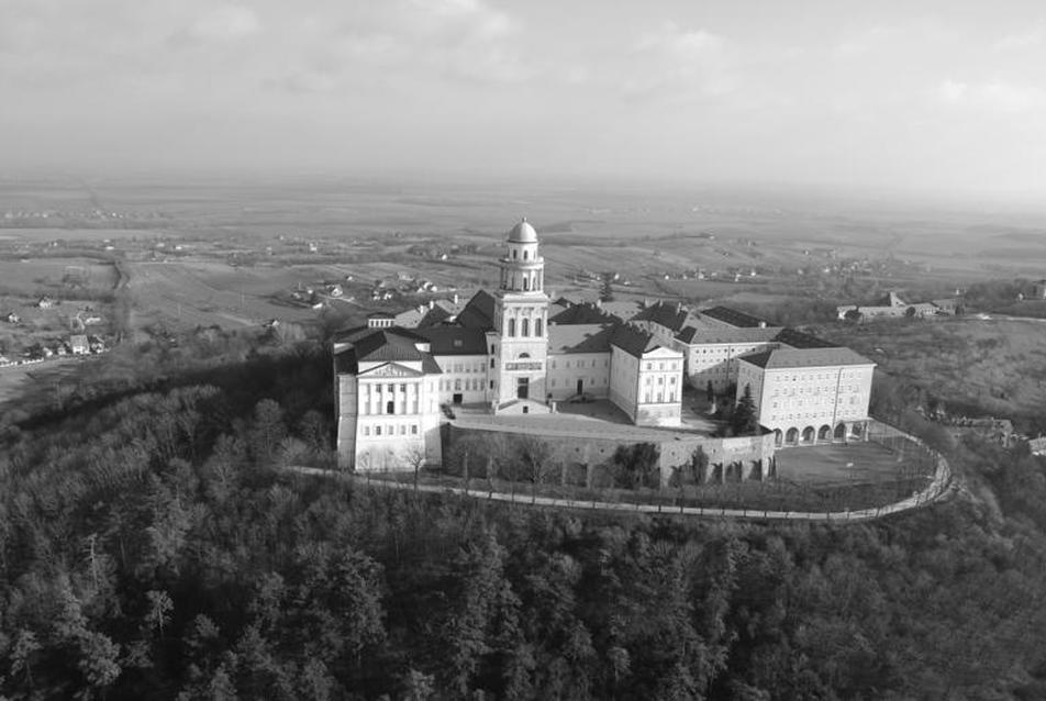 Ez nem múzeum, hanem élőhely — Pannonhalma új turisztikai beruházást tervez