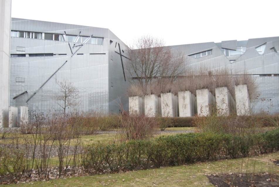 Zsidó Múzeum - Daniel Libeskind