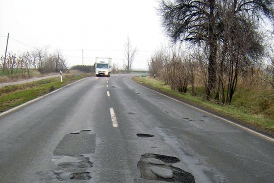 45-ös  út, 46-48 km szelvény. 2010 - forrás: MMTLO, Dr. Rigó  Mihály
