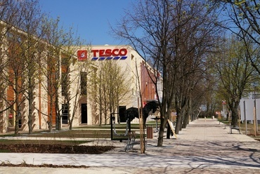 Tesco Marina Center, építészet: Konstruma Mérnöki Iroda