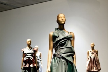 132  5. kollekció  Issey Miyake + Reality Lab. Fotó: Masaya  Yoshimura