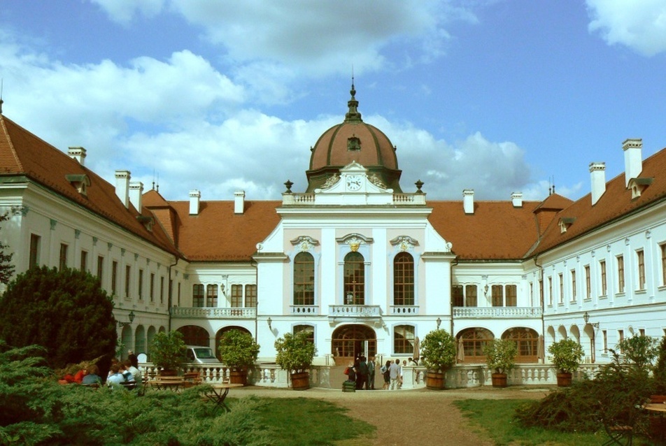 A kastély a kert felől, 2007 – M. Zs. felvétele