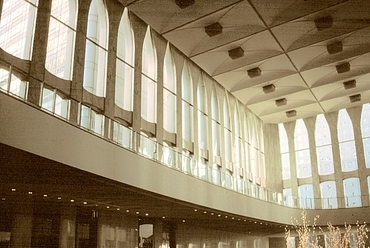 Belső tér álkarzattal, World Trade Center, New York, USA 1966-1977 – 2001. szeptember 11.  Minoru Yamasaki