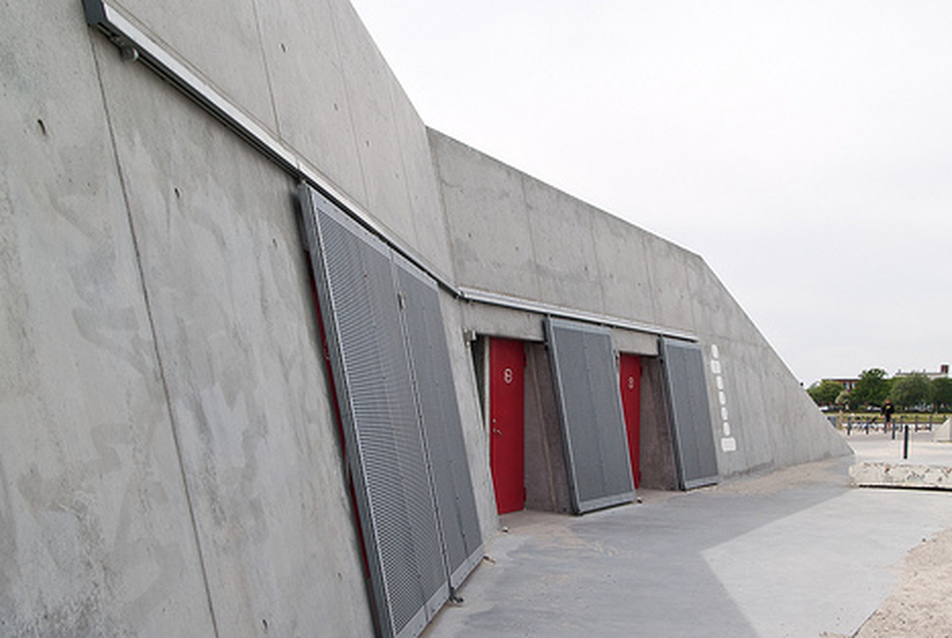 Haslov & Kjaersgaard Arkitektfirma - Amager strandpark bunker, Dánia  (2005)