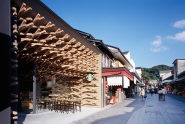 Starbucks Coffee - Dazaifutenmangu Omotesando  - vezető tervező: Kengo Kuma