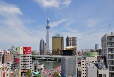 “Tokyo Sky Tree”, Tokió új, 634 méteres távközlési toronya, fotó: Kovács Bence