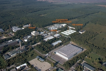 Légifotó a gyár épületéről