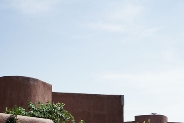 Taos Pueblo, Új-Mexikó, USA - La Luz Neighborhood, Antonie Predock épületei 1964-1974.