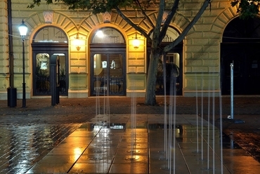 Békéscsaba, főtér; fotó: www.gardenstudio.hu