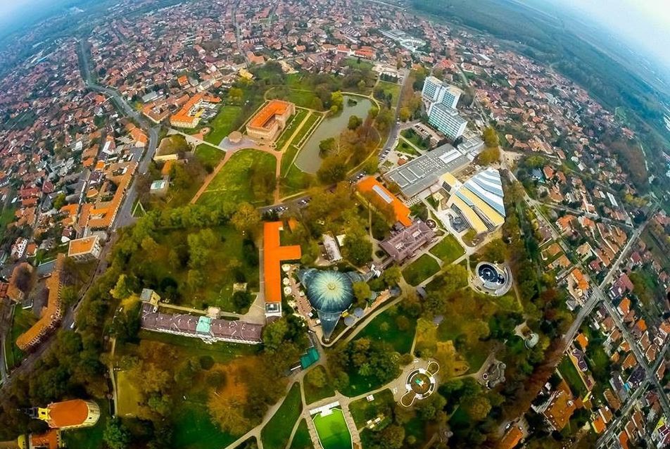 AquaPalota Gyula, Légifotó Várfürdő területéről, fotó: Pénzes Sándor