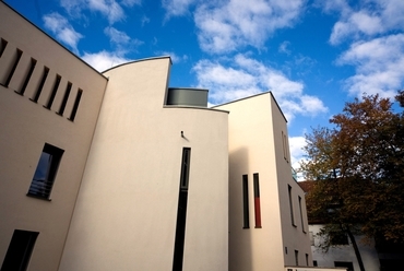 Hétlakásos társasház, München - tervező: Jankovics Gergő - fotó: Zsitva Tibor