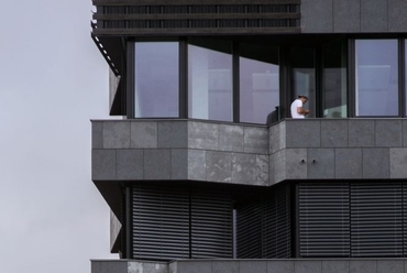 Hikari - építész: Kengo Kuma - fotó: Baptist Lobjoy