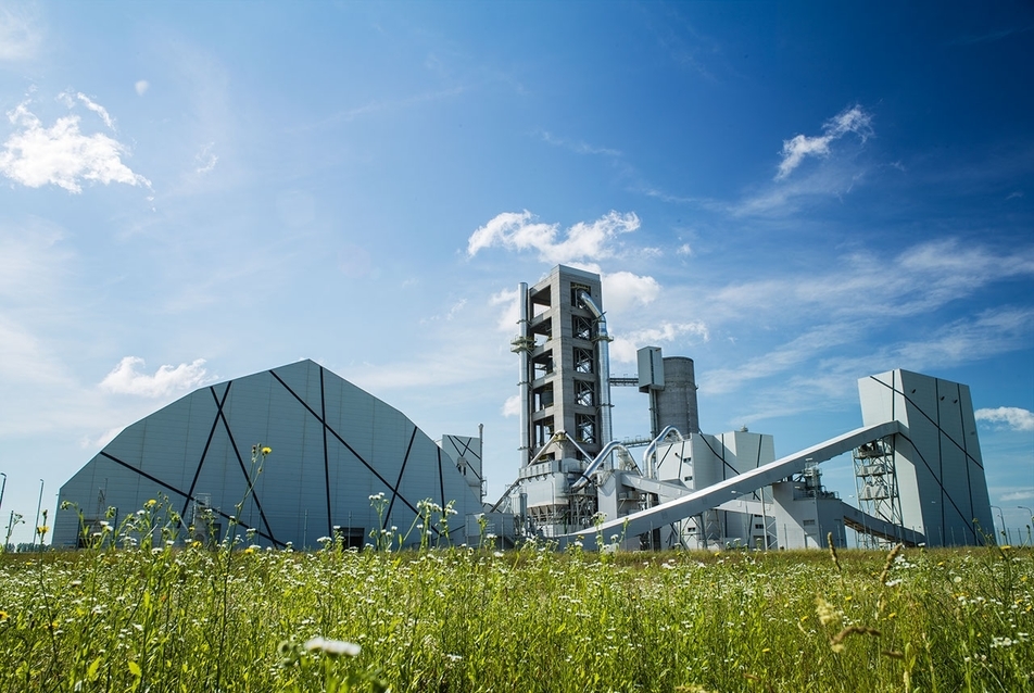 A királyegyházi cementgyár elkötelezett a fenntarthatóság mellett