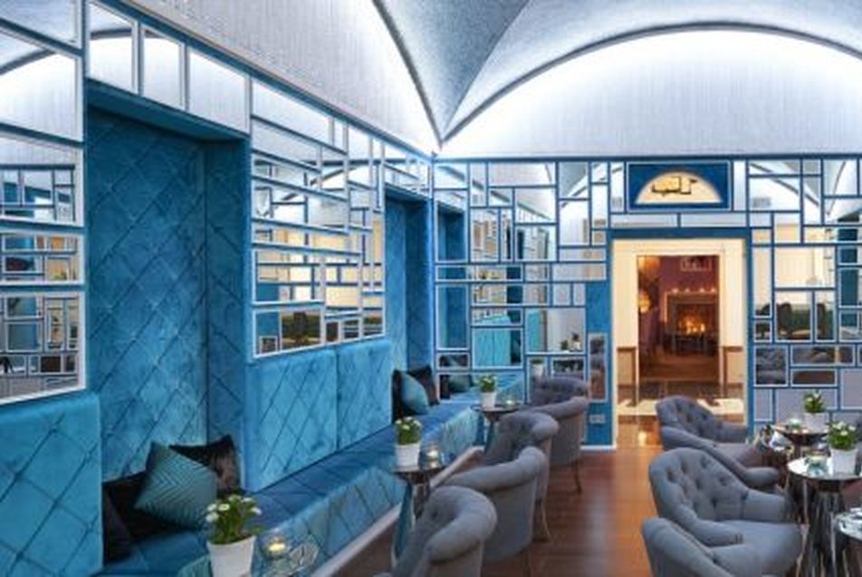 Aria Hotel Budapest a világ legjobb luxusszállodái között