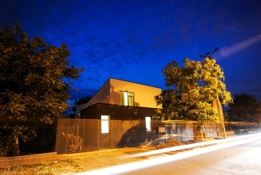 Andreescu & Gaivoronschi: Színes fények háza Temesváron. Fotó: Ovidiu Micsa