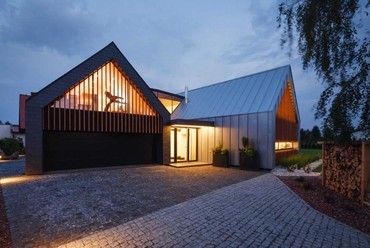 RS+ Architects: családi ház, Tychy. Fotó: Tomasz Zakrzewski / archifolio.pl