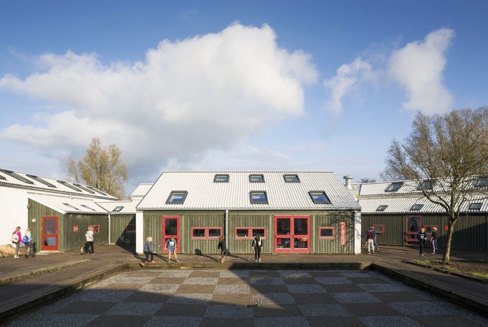 a Langebjerg Iskola felújítása - fotó: Velux