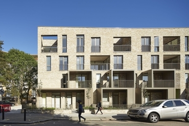Ely Court lakóépület - Alison Brooks Architects - fotó: Paul Riddle