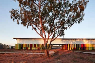 Fitzroy Crossing, vesebeteg központ - építész: Iredale Pedersen Hook 