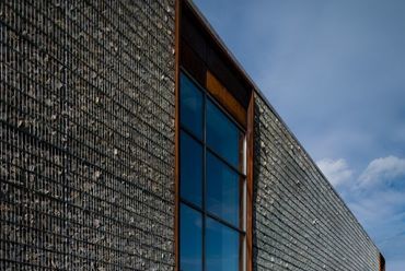 Balatonfüred Városi Uszoda és Sportakadémia - építész: Varga Tamás DLA - fotó: Szentendrei Antal