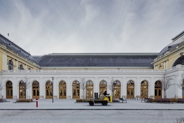 Keleti pályaudvari kormányablak - építész: Korényi és Társai Építész Kft., LAB5 architects - fotó: Batár Zsolt