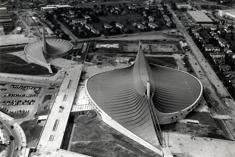 Yoyogi Arena, Tokió, 1964. - építész: Tange Kenzo - fotó: invaluable.com