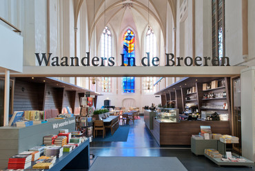 Könyváruház, Zwolle - építész: Jos Burger, Wouter Keijzer - fotó: Hans Westerink