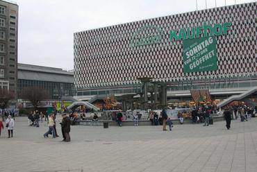 Tietz, Centrum, Galeria Kaufhof - Áruházak az Alexanderplatz-on és környékén