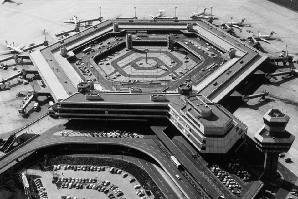Berlin, Tegel repülőtér - építész: gmp architekten