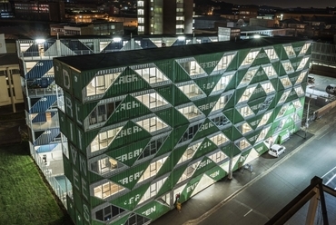 Drivelines Studios, LOT-EK, Johannesburg, Dél-afrikai Köztársaság, 2017., Dave Southwood, archdaily.com