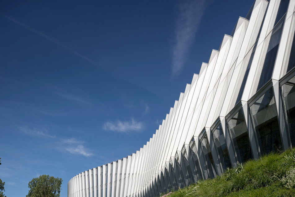 A Nemzetközi Olimpiai Bizottság új székháza, Lausanne. Fotó: 3XN Architects