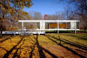 A Farnsworth-ház (1945–1950)  - fotó: www.architecture.org