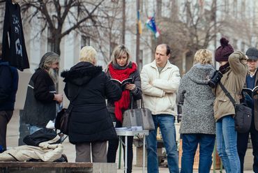 tervezők: Engel Ágnes, Gábris Katinka, Guzsvány Réka, Ördög Valentina, Szücs Evelin, Tisóczki Patrícia - fotó: Dr. Kovács Éva, Gerstenbrein Dominika, Lukács Barnabás, Novák Viktor, Paári Péter