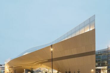 Oodi, Helsinki új könyvtára. Építész: ALA Architects. Fotó: Tuomas Uusheimo