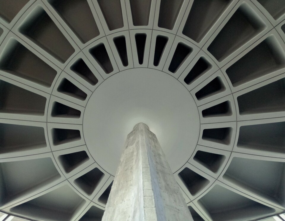 Pier Luigi Nervi: La chiesa del Cuore Immacolato di Maria, Bologna (1965). Fotó: Lampert Rózsa