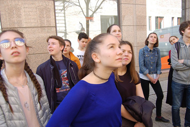 Városnéző séta a Toldy Gimnázium diákjaival a KÉK szervezésében, 2019-ben. Fotó: Németh György 