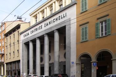 Bologna, Via Irnerio, Casa Editrice Zanichelli, Luigi Veronesi, 1938. Fotó: Lampert Rózsa