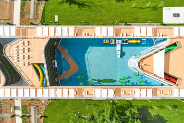 Az új Aquaticum Strand Debrecenben. Építészet: BORD Építész Stúdió. Fotó: Palkó György