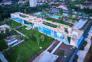 Az új Aquaticum Strand Debrecenben. Építészet: BORD Építész Stúdió. Fotó: Palkó György