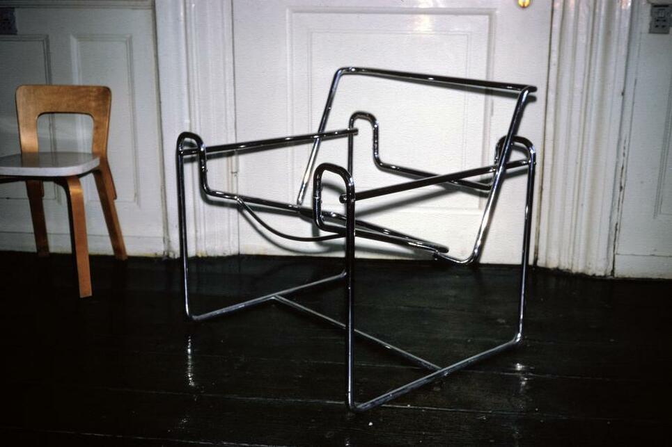 Wassily Chair – terv: Breuer Marcel, 1966 New York – Forrás: Imageworks, Art, Architecture and Engineering Library, University of Michigan, Edward C. Olencki, 1973