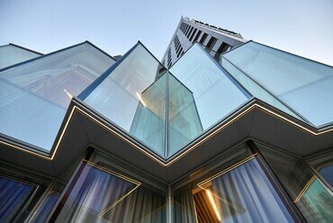 Marriott szállodalánc - Cumulus Architects, Bukarest - fotó: Arthur Tintu