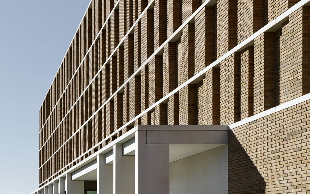 Delft Levéltár (Winhov Office, Gottlieb Paludan Architects ) - Hollandia, fotók a Noguchi hozzájárulásával