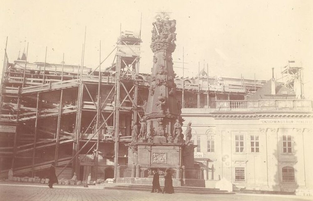 A Pénzügyminisztérium új palotájának építése, Fotó forrása: Fővárosi Szabó Ervin Könyvtár Budapest Gyűjtemény